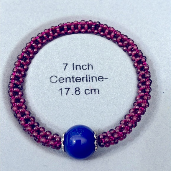 HANDWOVEN GARNET STRETCH BRACELET WITH BLUE NATURAL STONE - Picture 4 of 4